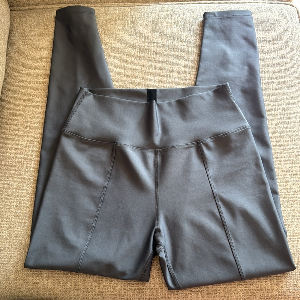 Peloton leggings - Picture 2 of 3